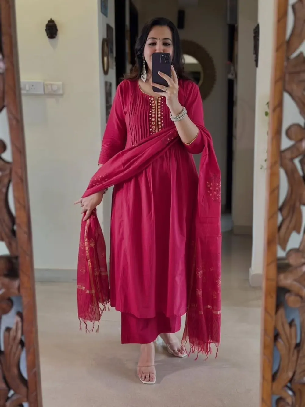 Dhara Magenta Kurta with Fringe Dupatta