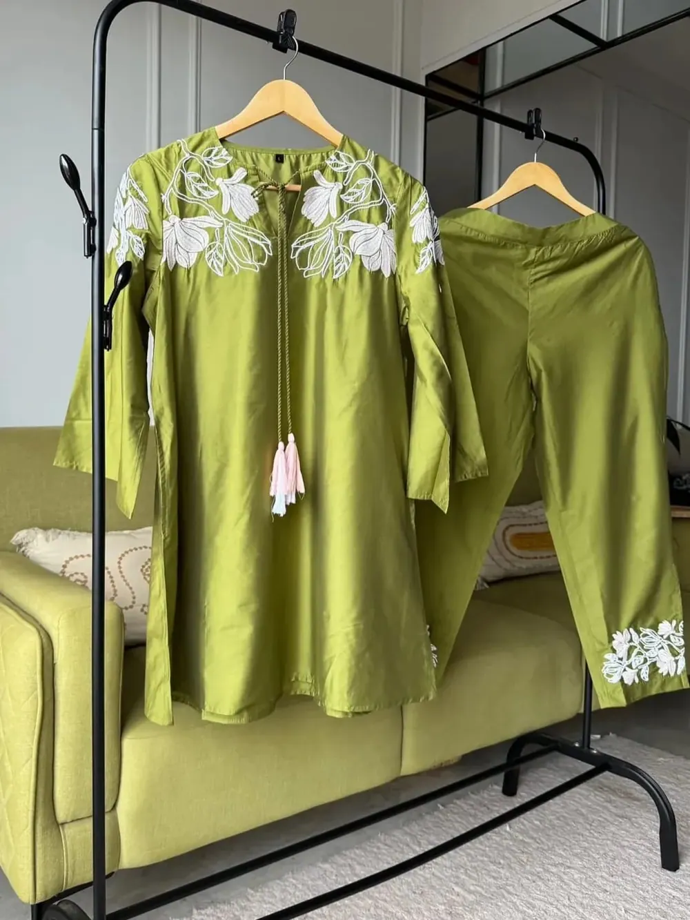 Saanvi Olive White-Embroidered Kurta Set